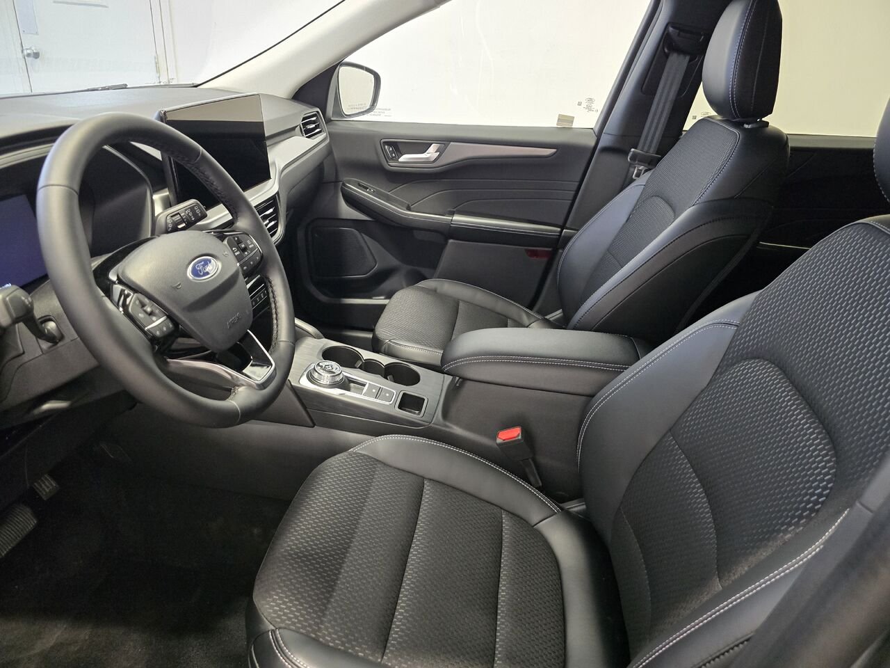 2025 Ford Escape Carbonized Grey Metallic Châteauguay - photo #4