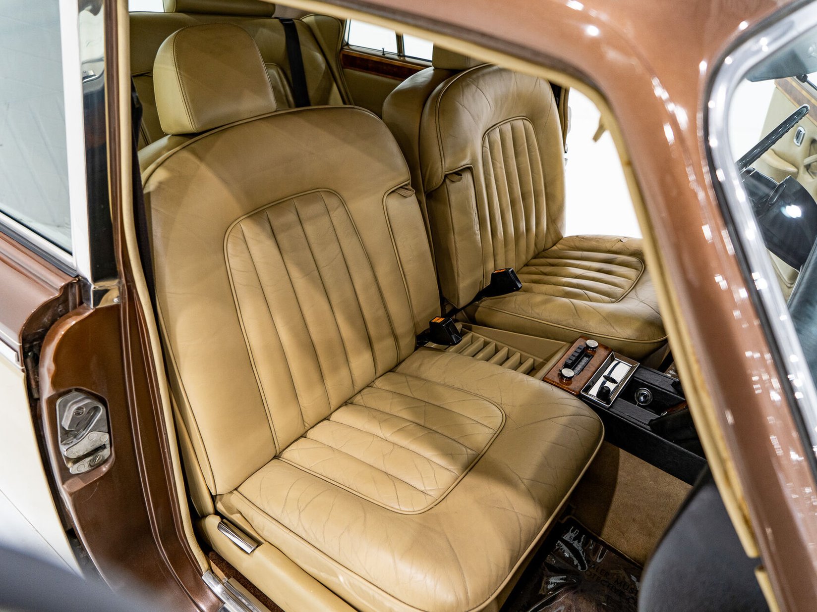 Rolls Royce Silver Shadow Project car **PRIX EN USD** 1974 Brun Montréal - photo #14