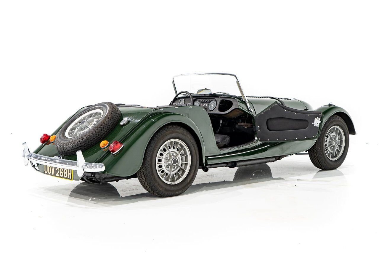 1970 Morgan Plus 8 Unrestored with only 7137km (4435miles) | PRIX EN USD Green Montreal - photo #68