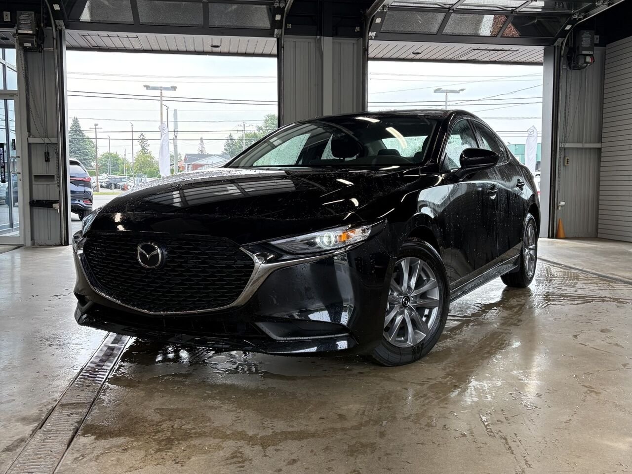 MAZDA Mazda3 GX 2026 Noir de jais mica Châteauguay - photo #0