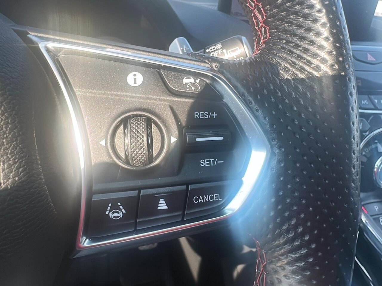 2024 Acura RDX Grey Rouyn-Noranda - photo #18