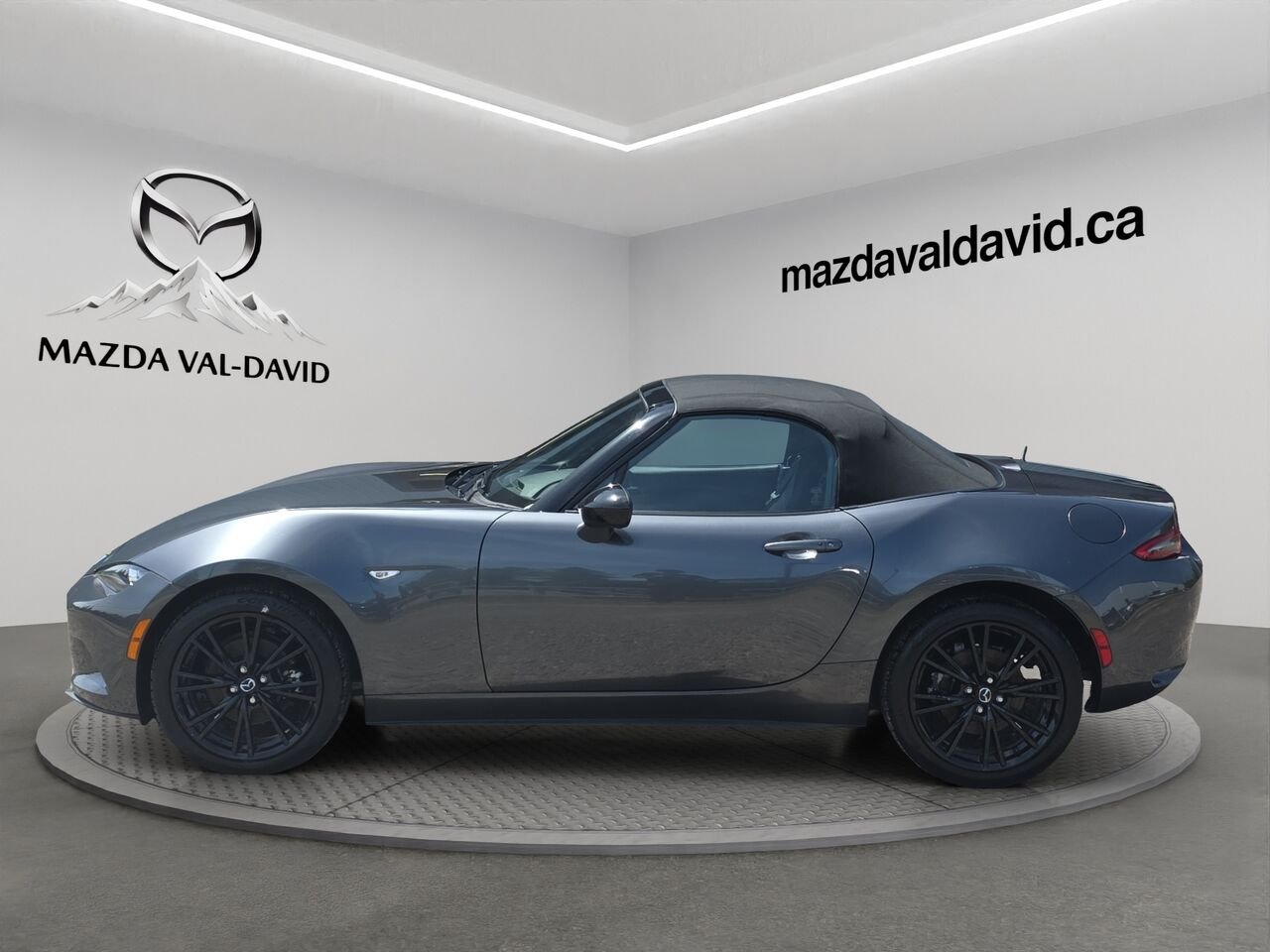 Mazda MX-5 GS BM, NAVIGATION, CAMÉRA DE RECUL, DÉCAPOTABLE 2024 Gris Val-David - photo #1