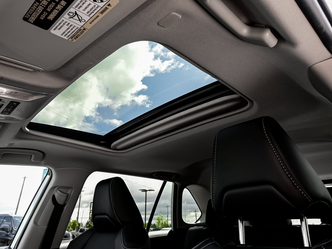 2024 Toyota RAV4 Hybrid XLE AWD White w/Black Roof Sherwood Park - photo #15