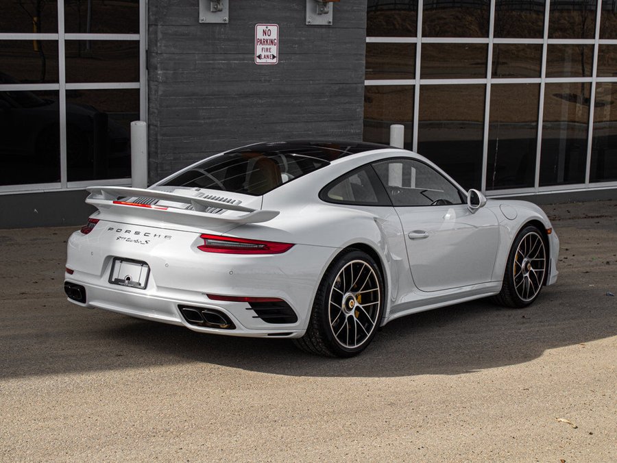 2018 Porsche 911 2018 White