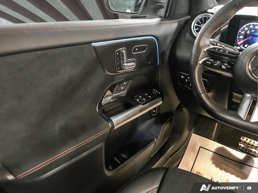 2025 Mercedes-Benz GLA 250 2601155A | GLA 250 gray Edmonton - photo #16