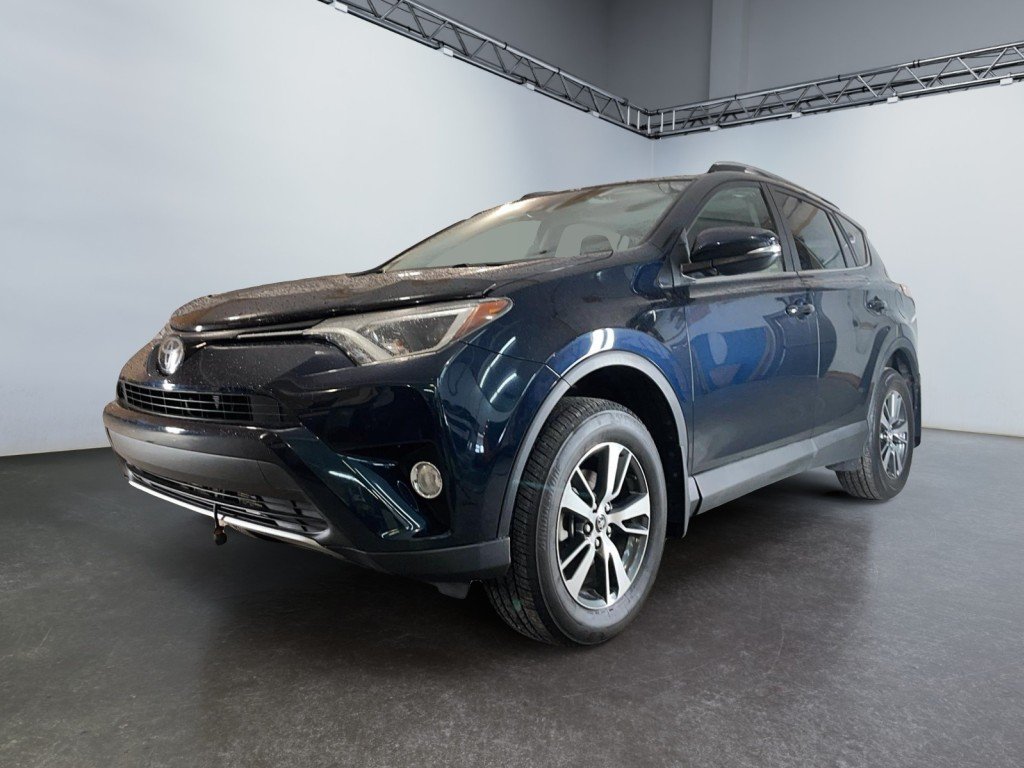 2018 Toyota RAV4 Black Amos - photo #2