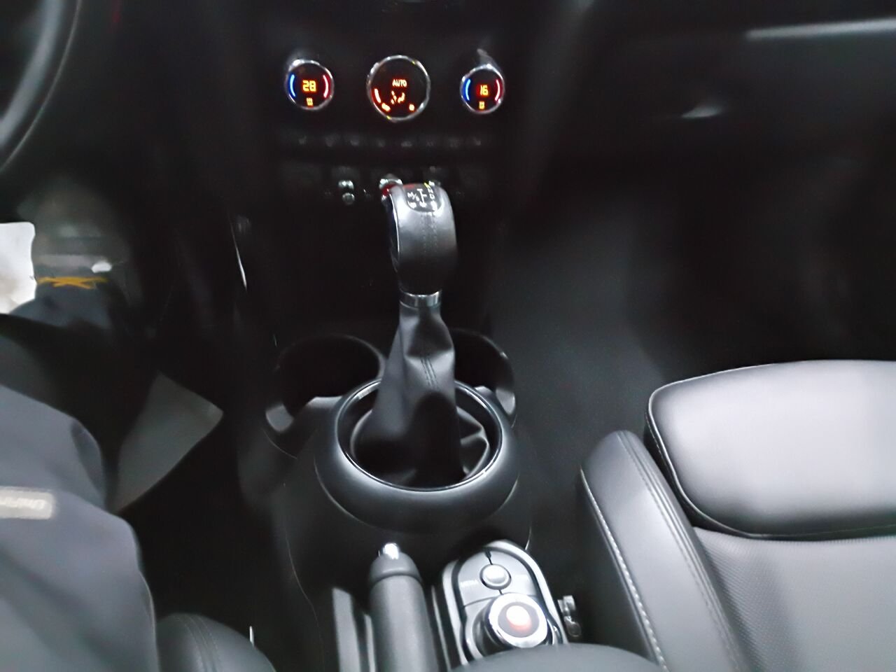 2019 MINI 3 portes Black Blainville - photo #27