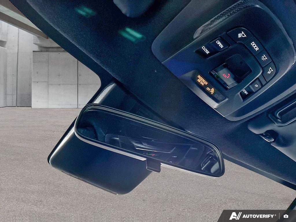 2025 Toyota Corolla 2601299A | XSE Midnight Black Metallic Edmonton - photo #19