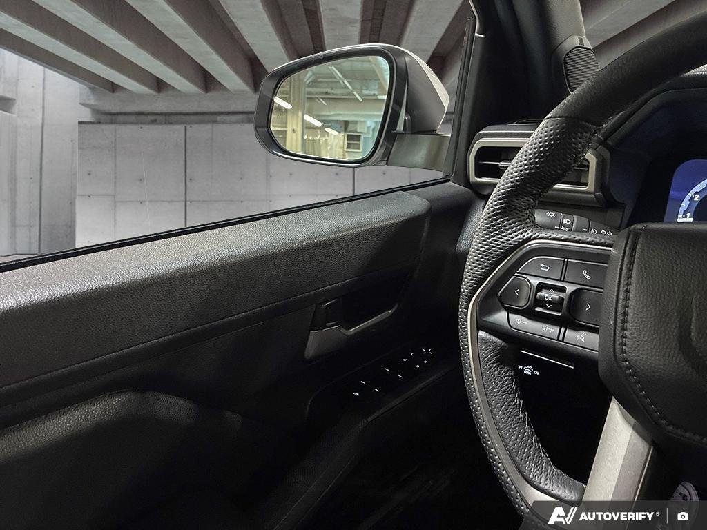 2025 Toyota Tacoma S2501714 | TRD SPORT White Edmonton - photo #16