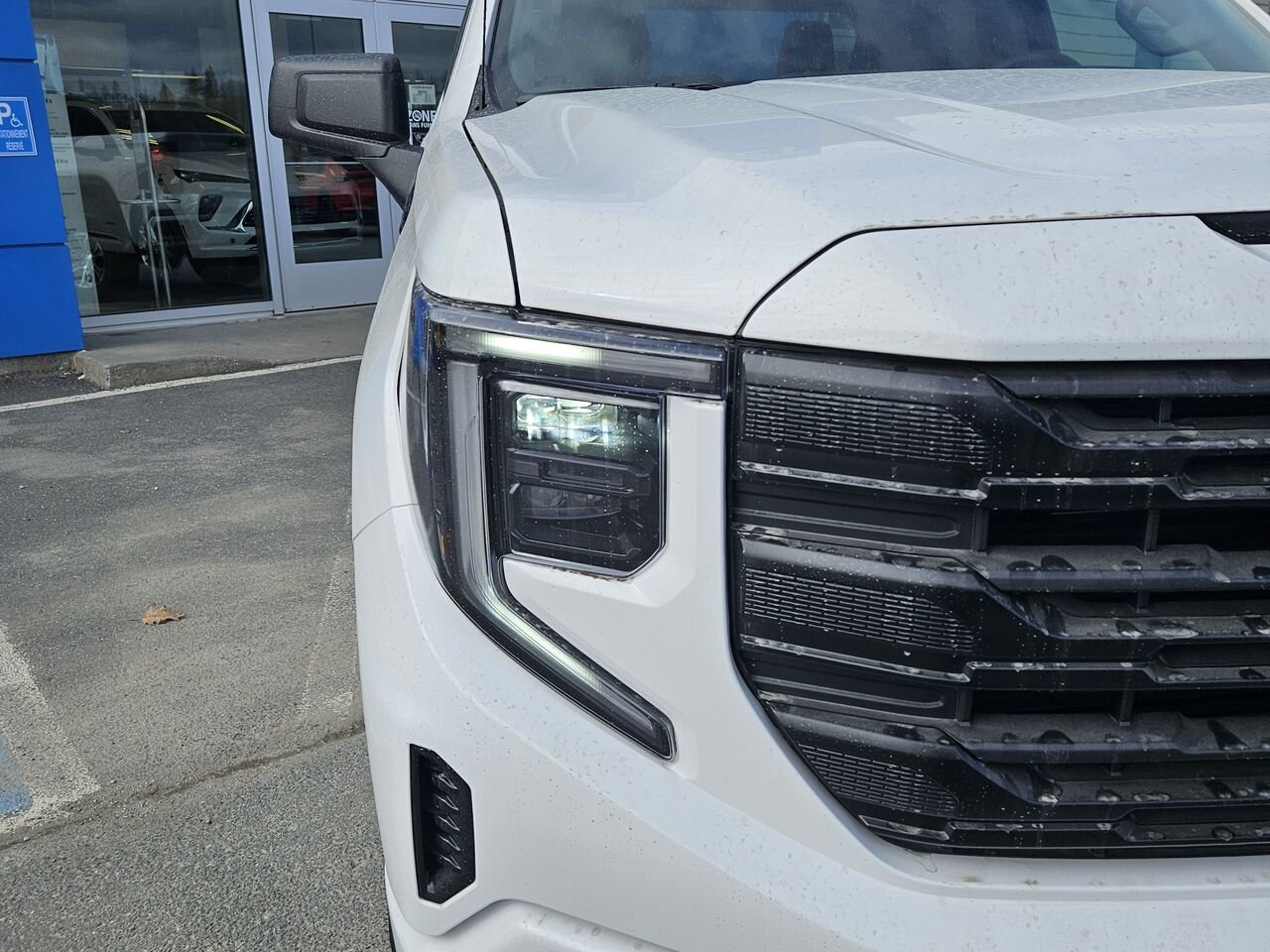 2026 GMC Sierra 1500 Pro cabine multiplace 4RM 157 po Summit White Thetford Mines - photo #4