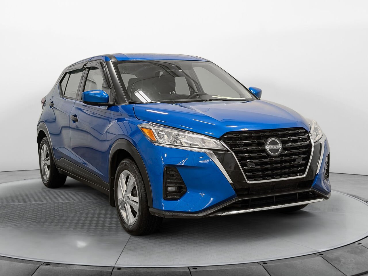 Nissan KICKS S 8 Pneus Bas Kilométrage 2023 Bleu Sherbrooke - photo #2