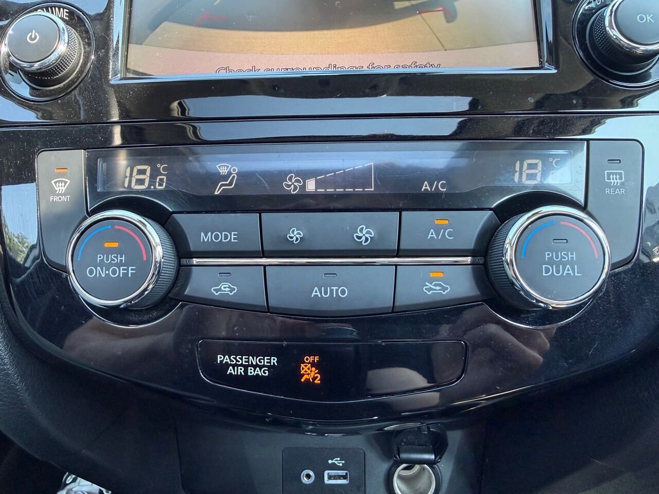 2023 Nissan Qashqai SV AWD White Châteauguay - photo #17