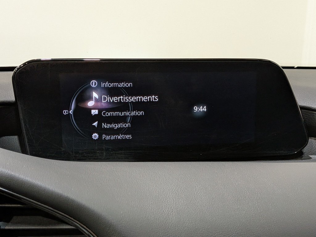 2019 Mazda Mazda3 Sport GS Auto FWD White Val-David - photo #19
