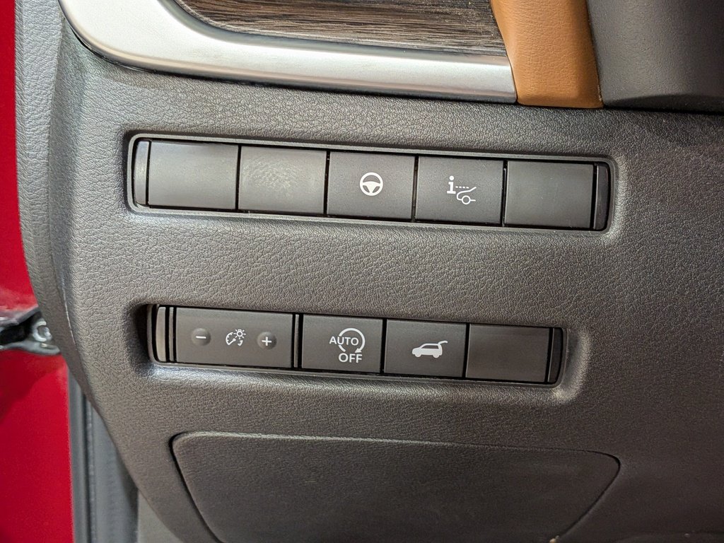 2024 Nissan Rogue AWD Platinum Red Val-David - photo #34