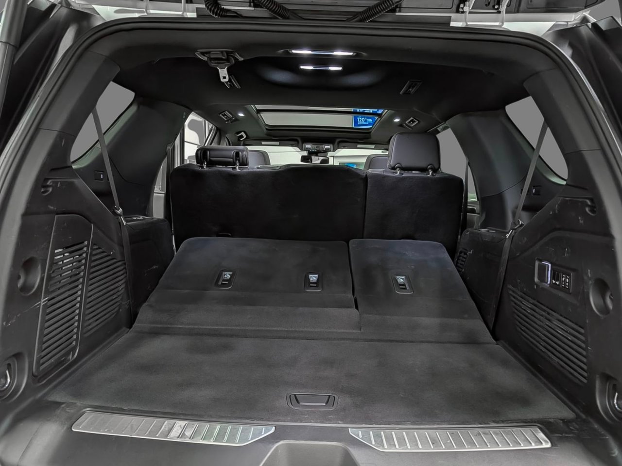 2023 Chevrolet Tahoe RST Saint-Eustache - photo #16