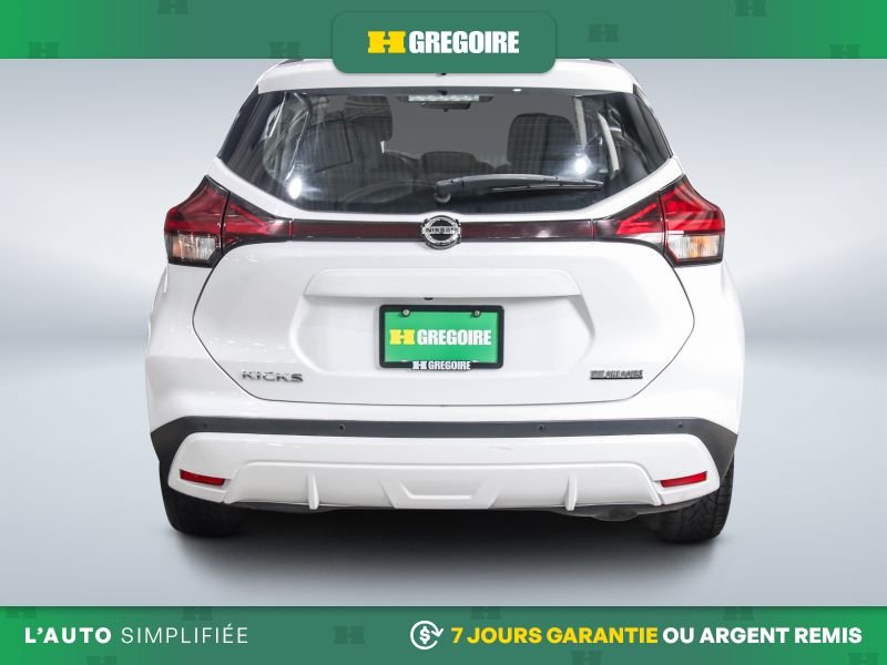 2021 Nissan Kicks White Laval - photo #5