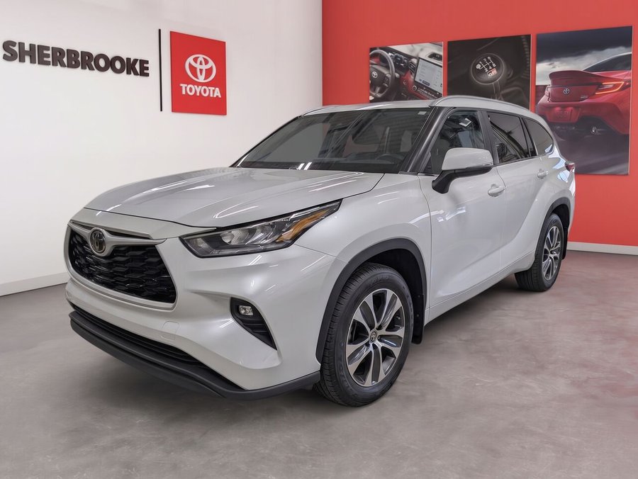 2023 Toyota Highlander 2023 Wind Chill Pearl