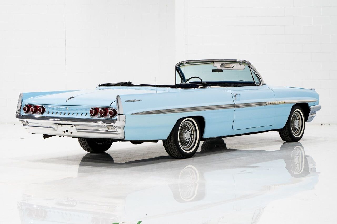 Pontiac Bonneville **PRIX EN USD**C8 Suffix 389cu.in. TriPower 4 Speed 1961 Bleu Montréal - photo #21