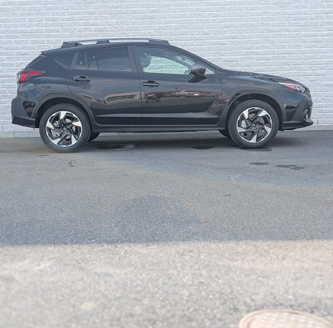 2026 SUBARU Crosstrek LIMITED Crystal Black Silica