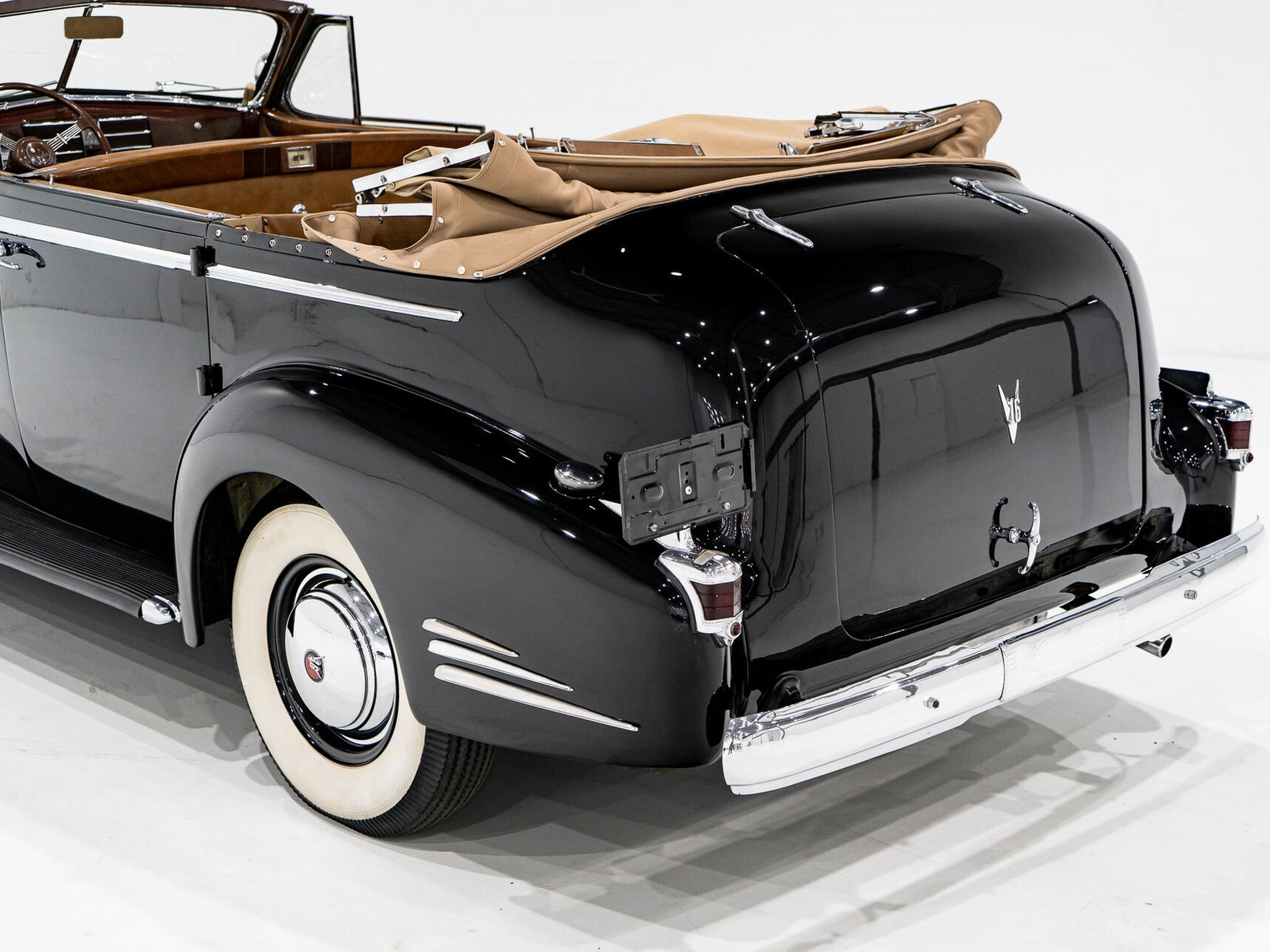 1938 Cadillac Series 90 **PRICE IN USD**1 of 13 V16 Black Montreal - photo #45