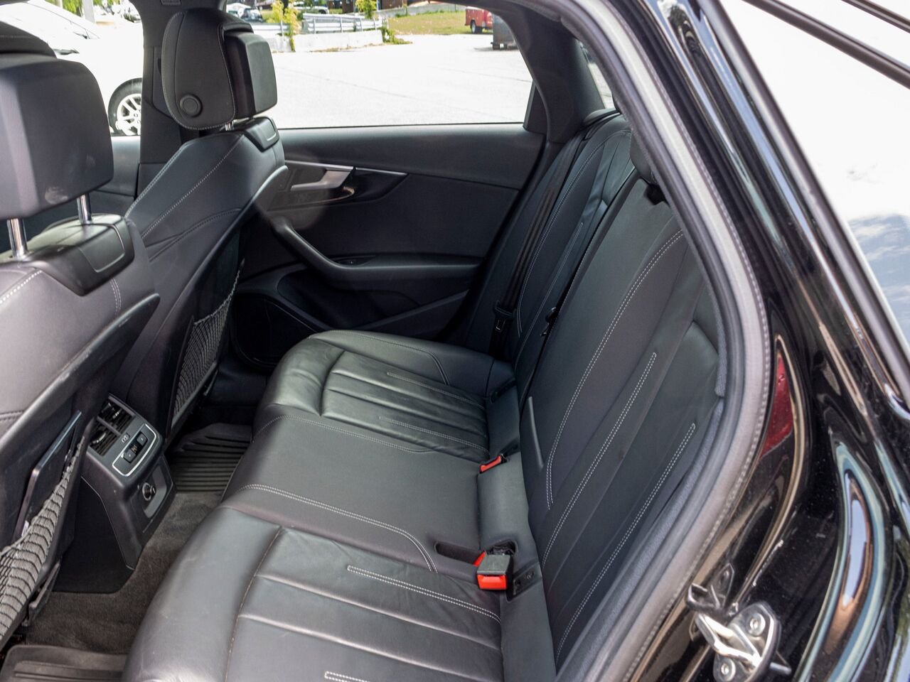 2020 Audi berline A4 Progressiv 2.0 TFSI quattro Black Châteauguay - photo #32