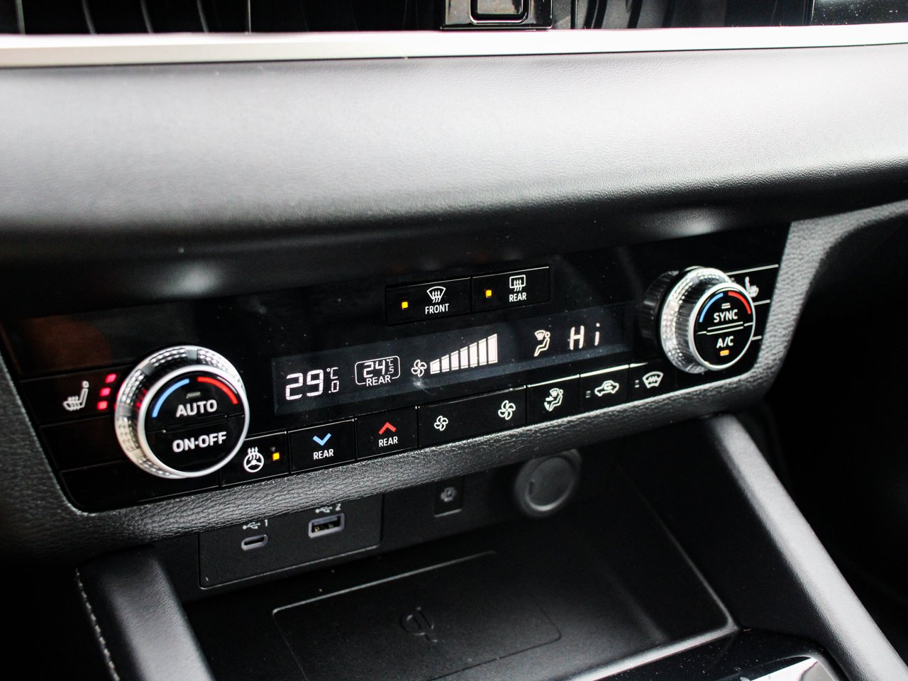 2024 Mitsubishi Outlander GT S-AWC Blue Sherwood Park - photo #24