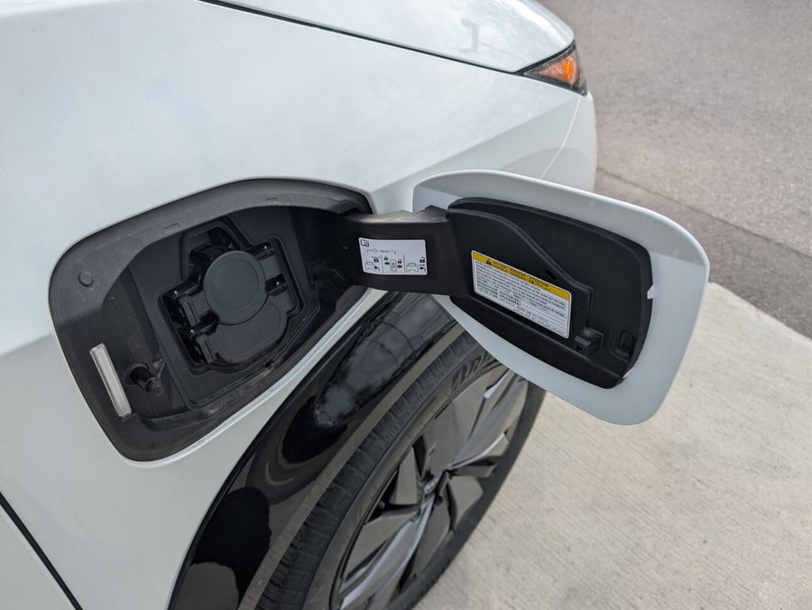 NISSAN ARIYA 2026 2026 Blanc Everest nacré triple couche/Diamant noir nacré