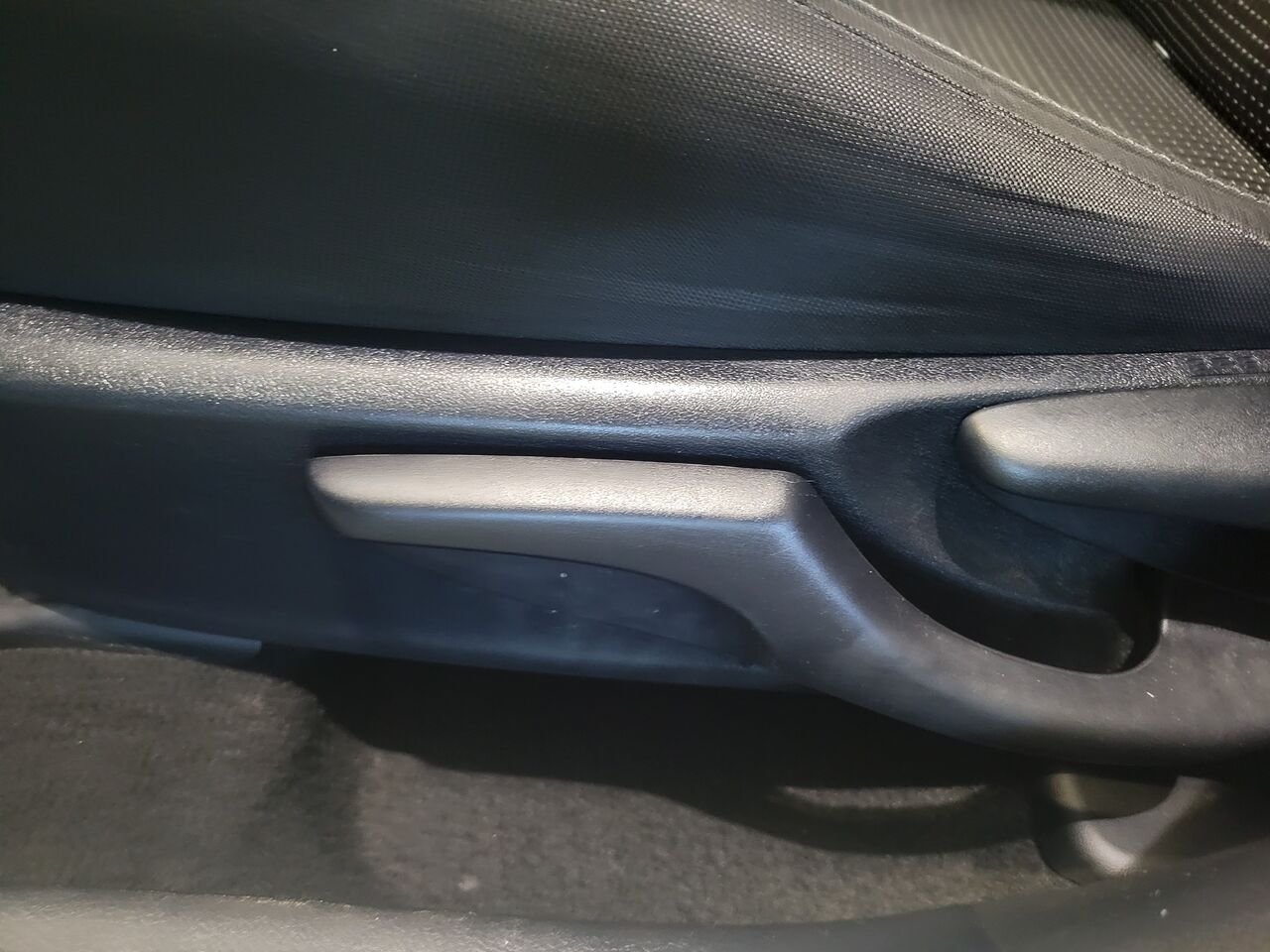 Toyota Corolla iM 2018 Blanc Longueuil, - photo #18