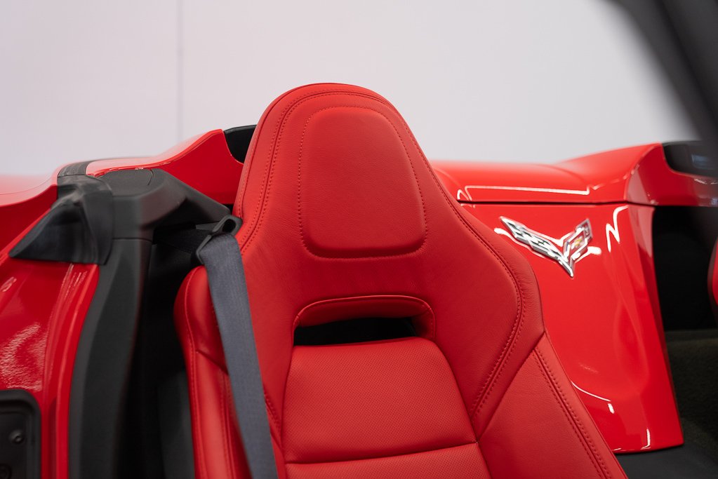 2018 Chevrolet Corvette 2dr Stingray Conv w/1LT Red Kirkland - photo #23