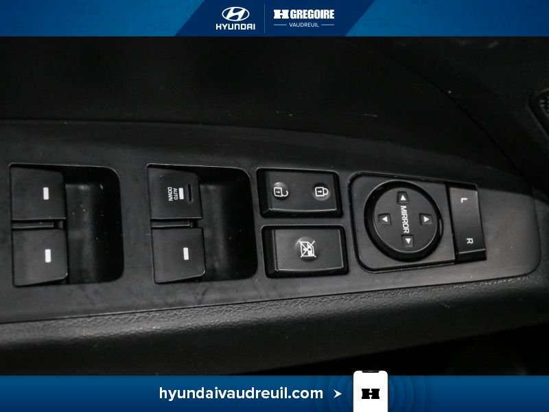 2020 Hyundai Elantra Silver Saint-Eustache - photo #16