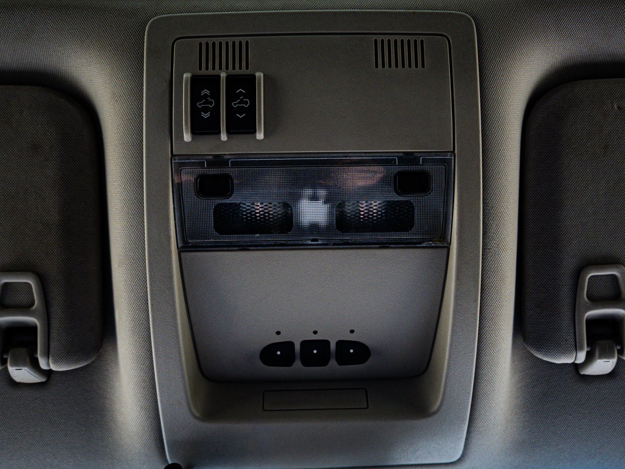 2011 Chevrolet Silverado 3500HD 4WD Crew Cab 167 LTZ White Sherwood Park - photo #26