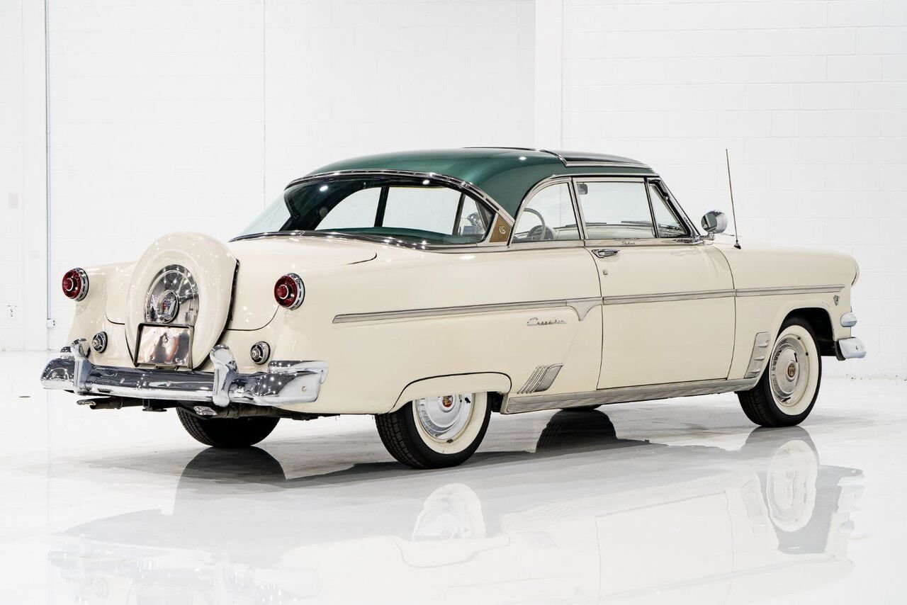 1954 Ford Crestline Skyliner rare glass top long term ownership White Montreal - photo #28