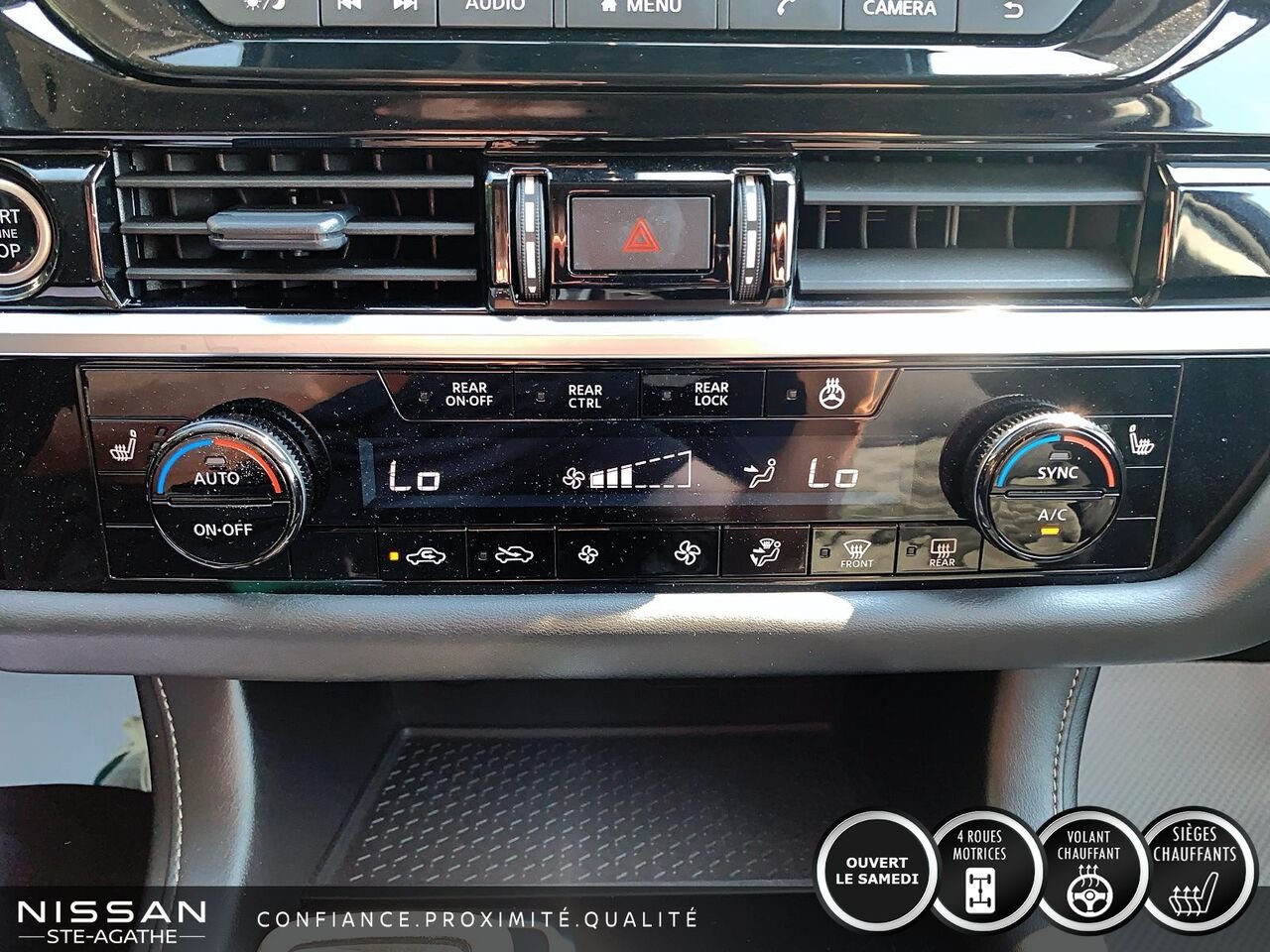 2024 Nissan Pathfinder SV 4RM Blue Saint-Jérôme - photo #22