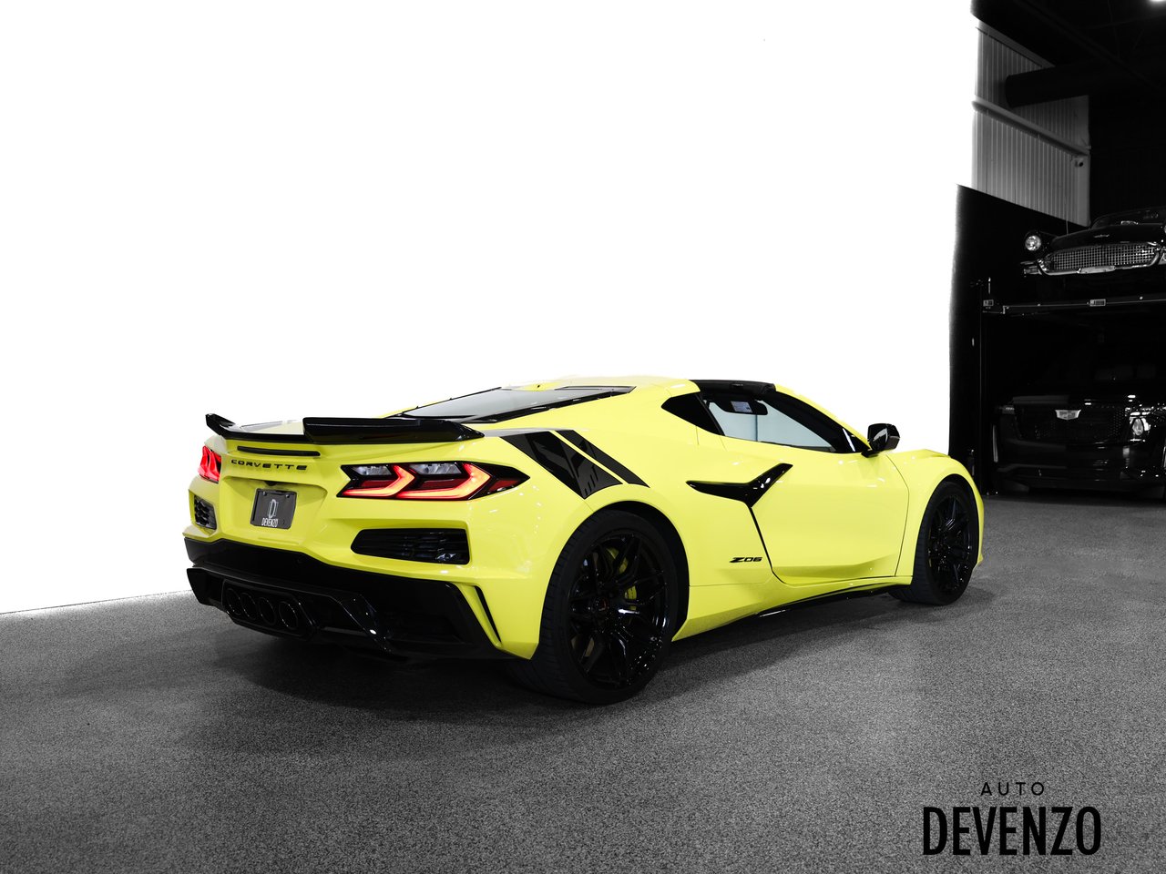 2024 Chevrolet Corvette Yellow Saint-Eustache - photo #3