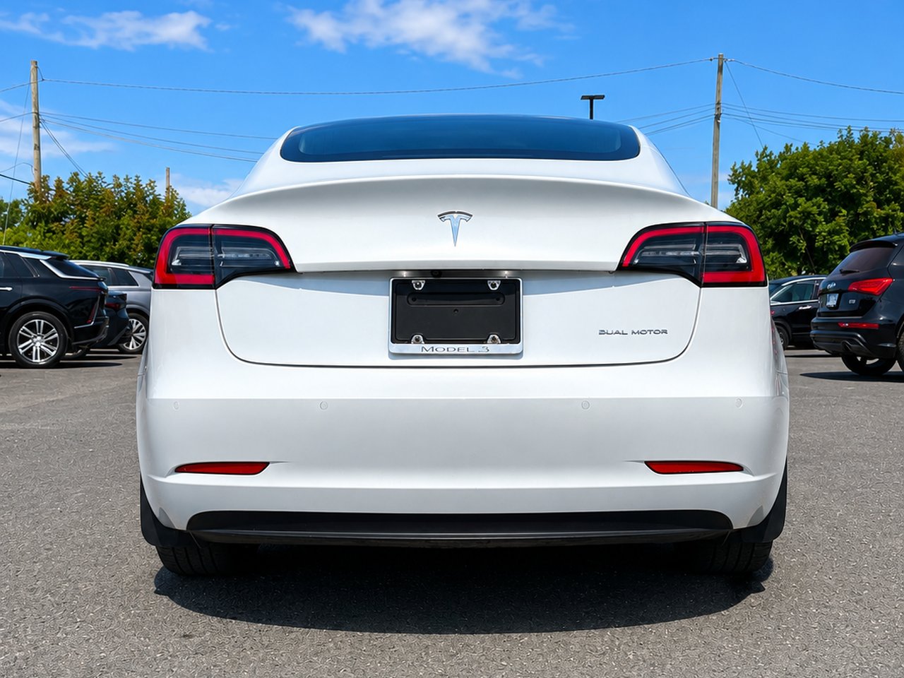 Tesla Model 3 2019 Blanc Granby - photo #5