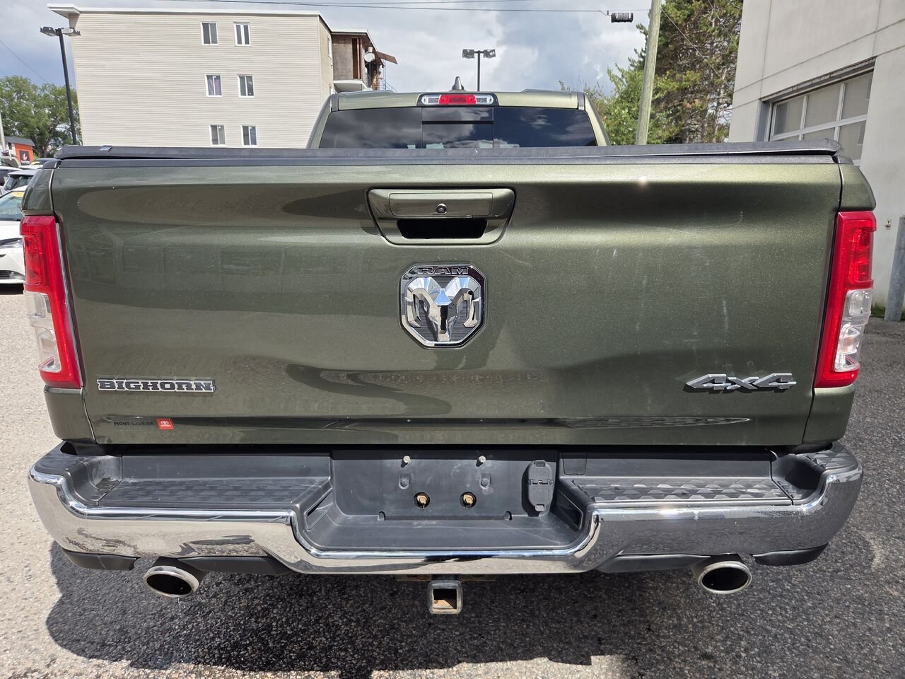 2021 RAM 1500 06N5 VERT Mont-Laurier - photo #6