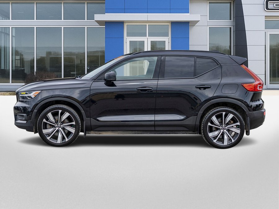 Volvo Recharge XC40 tout électrique P8 Plus TIe 2022 Noir