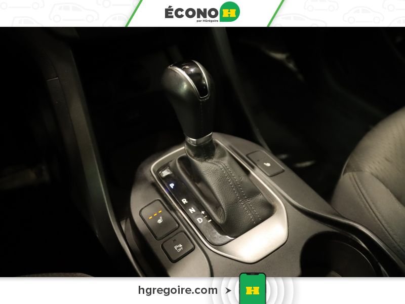 2016 Hyundai Santa Fe White Blainville - photo #19