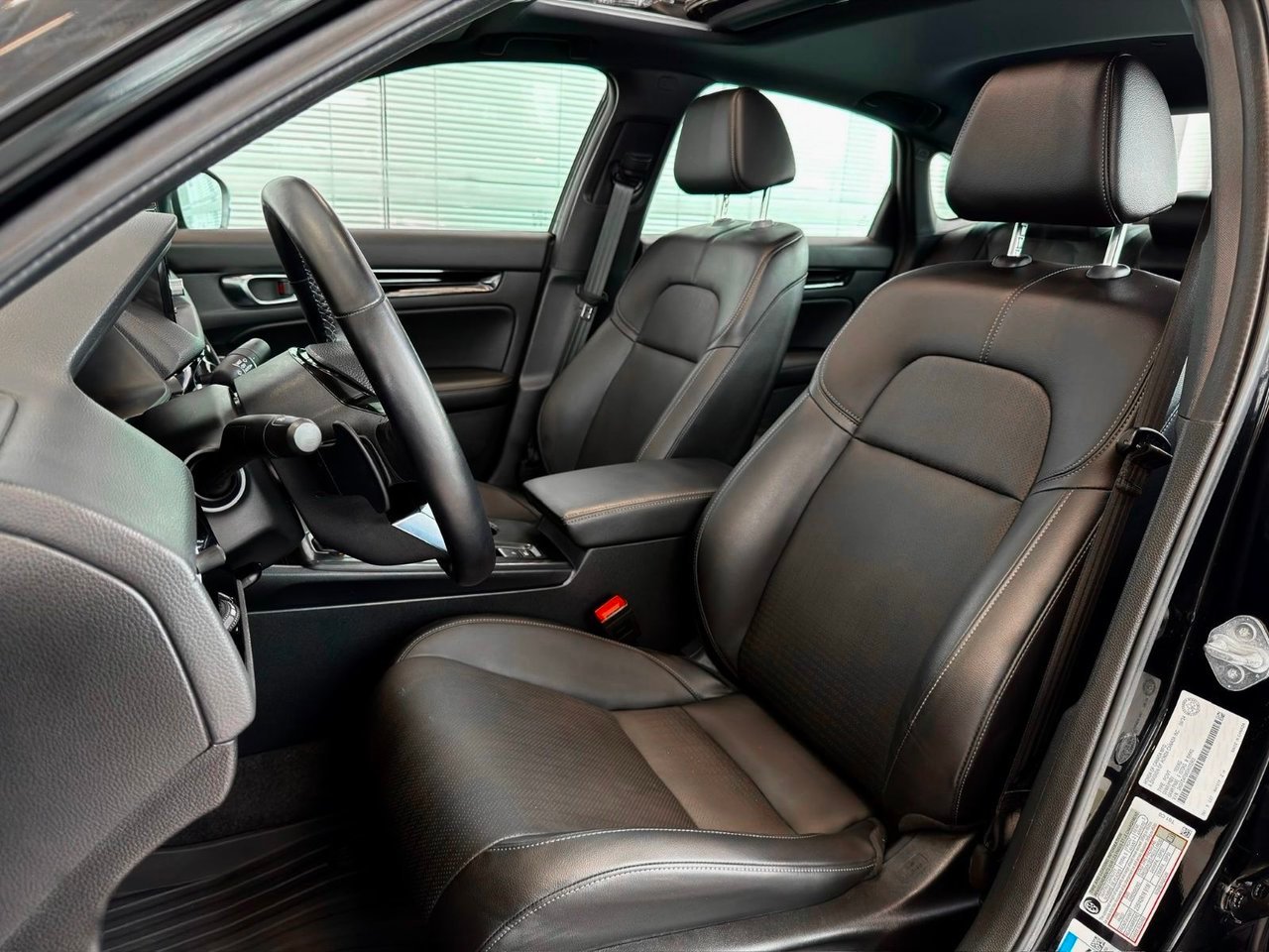 2025 Honda Civic Sedan Hybrid Notre-Dame-des-Prairies - photo #11