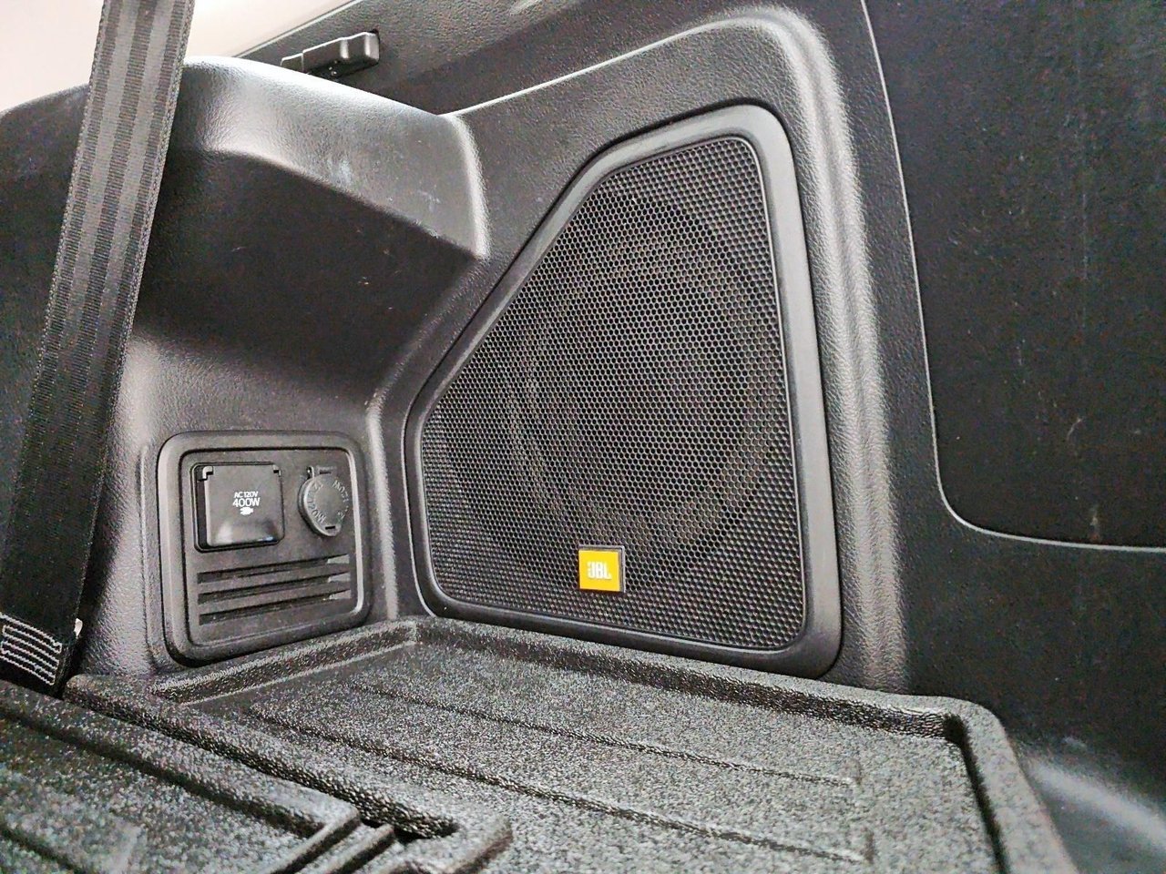 2023 Toyota 4Runner Black Baie-Comeau - photo #6