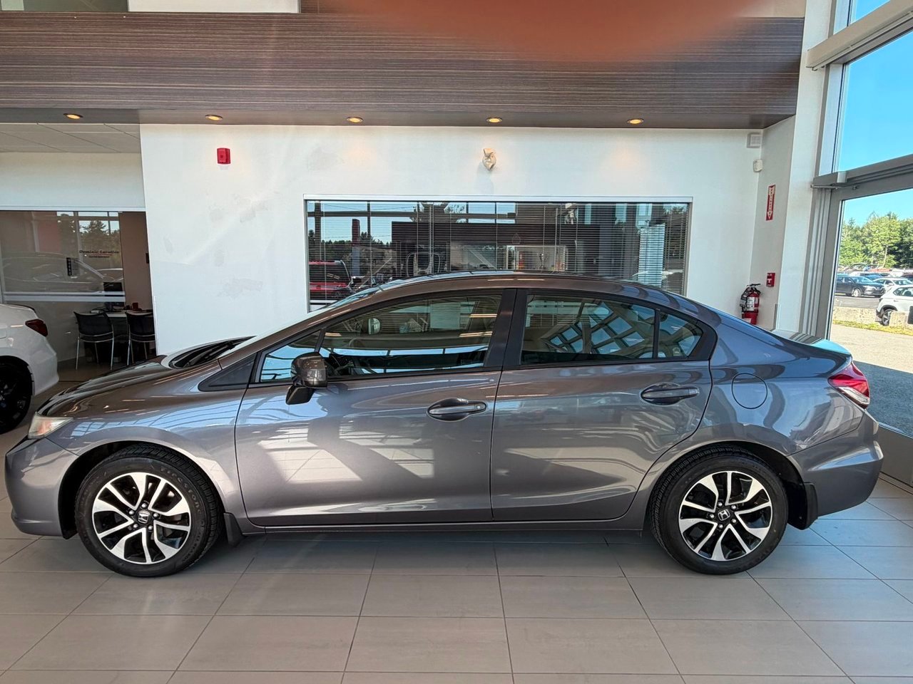 2015 Honda Civic Sedan Silver Notre-Dame-des-Prairies - photo #2