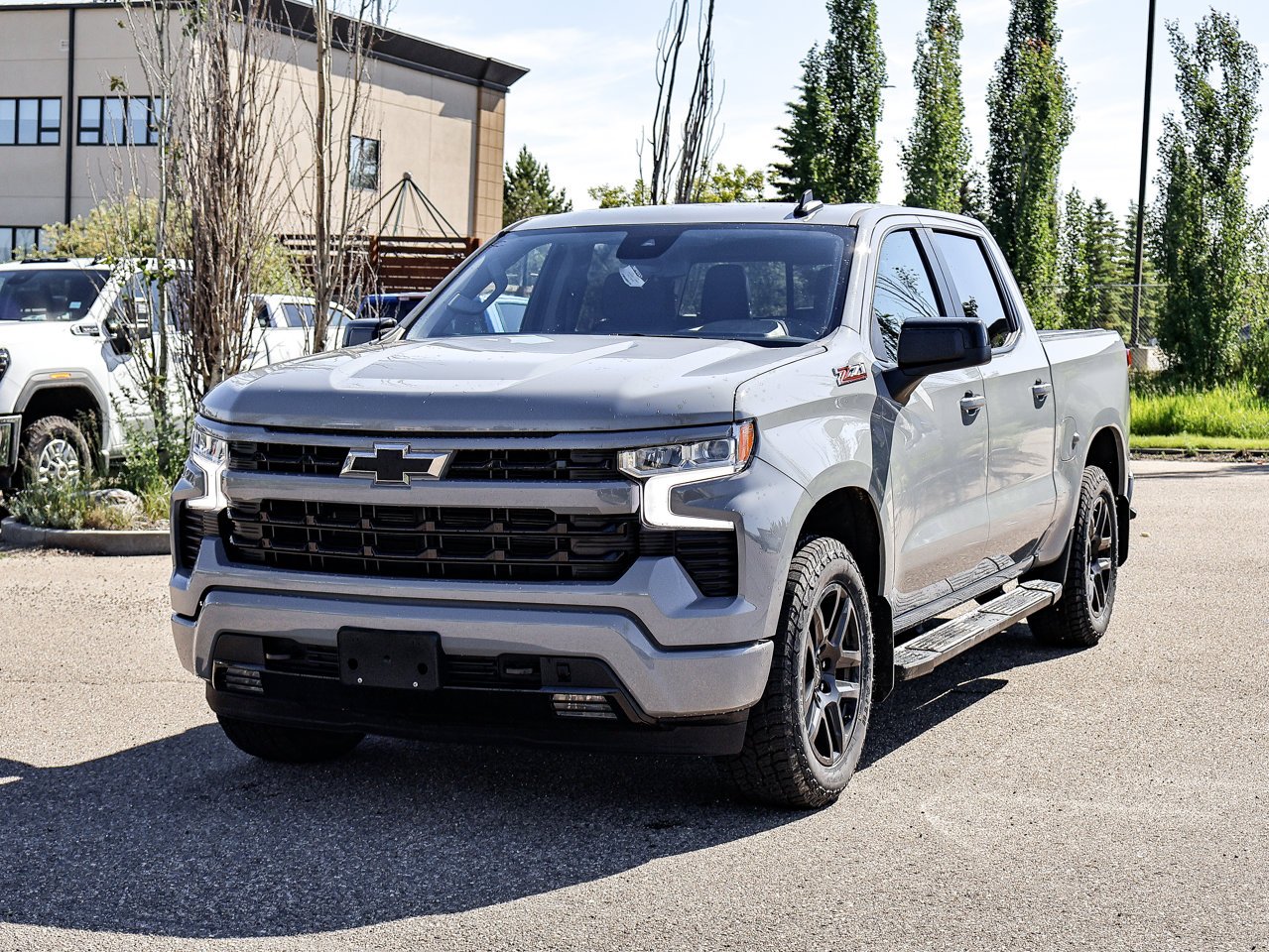 2024 Chevrolet Silverado 1500 4WD Crew Cab 147 RST Grey Sherwood Park - photo #3