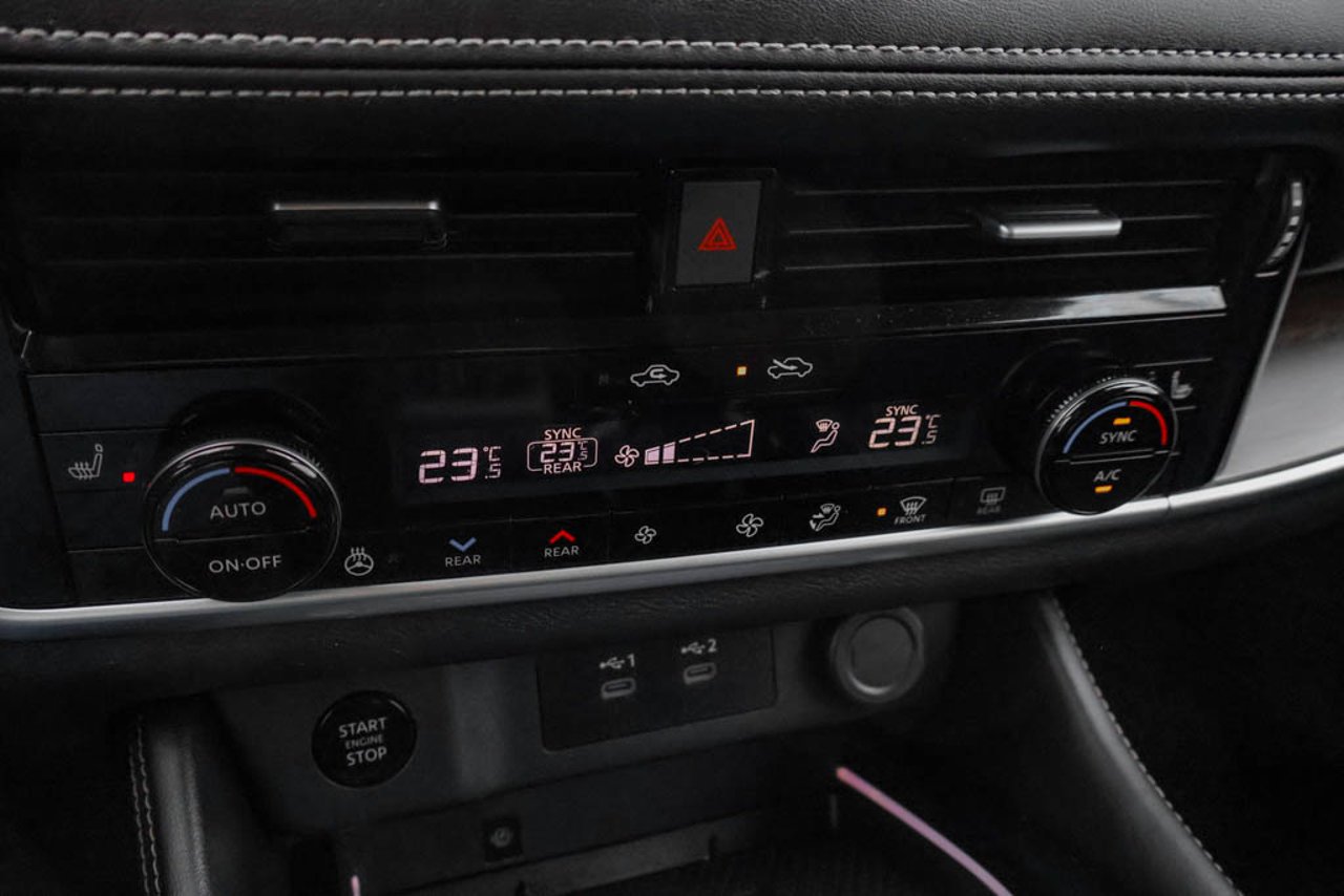 2024 Nissan Rogue AWD Platinum White Sherwood Park - photo #27