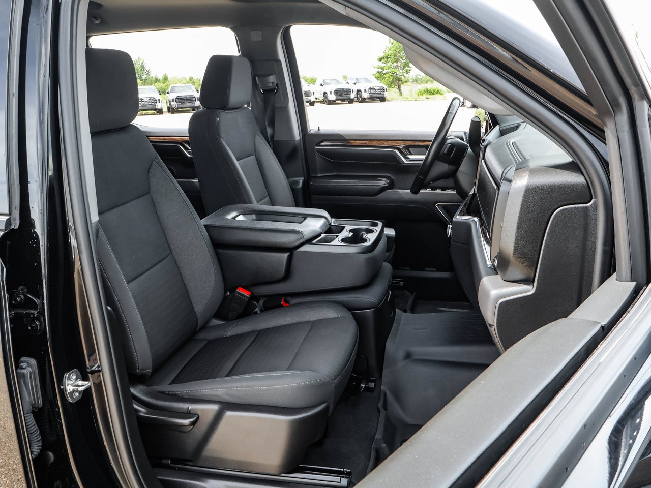 2024 GMC Sierra 1500 4WD Crew Cab 147 Elevation Black Sherwood Park - photo #14