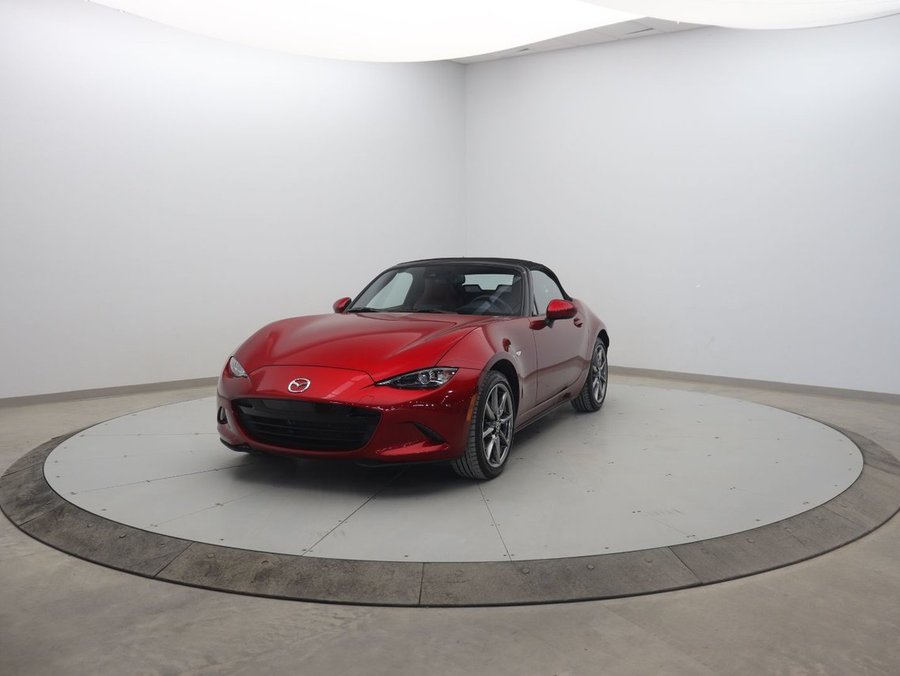 2023 Mazda MX-5 2023 Red