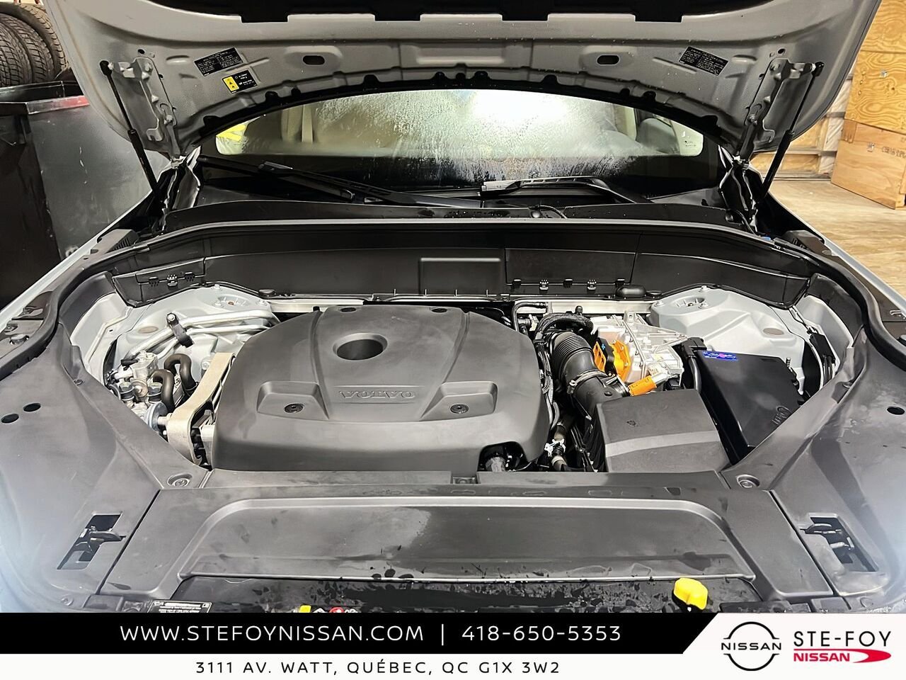 Volvo XC90 Recharge PLUS BRIGHT THEME PHEV 2024 Gris Ste-Foy - photo #7