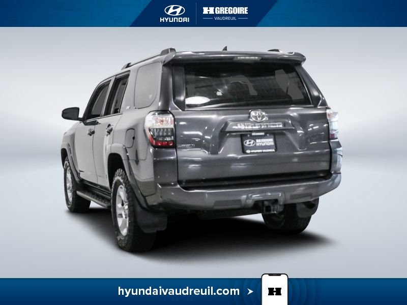 2020 Toyota 4Runner Grey Saint-Eustache - photo #7