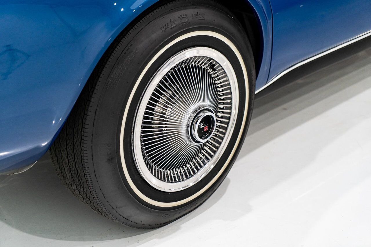 Chevrolet Corvette *PRIX EN USD* Matching numbers Top flight with extensive documentation 1968 Bleu Montréal - photo #55