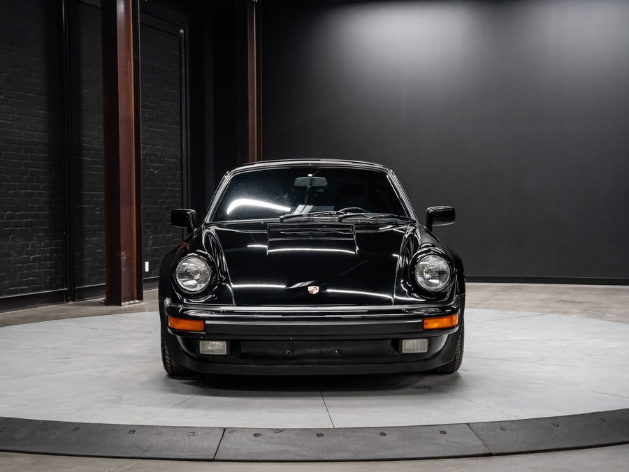 1977 Porsche 911S 1977 Black