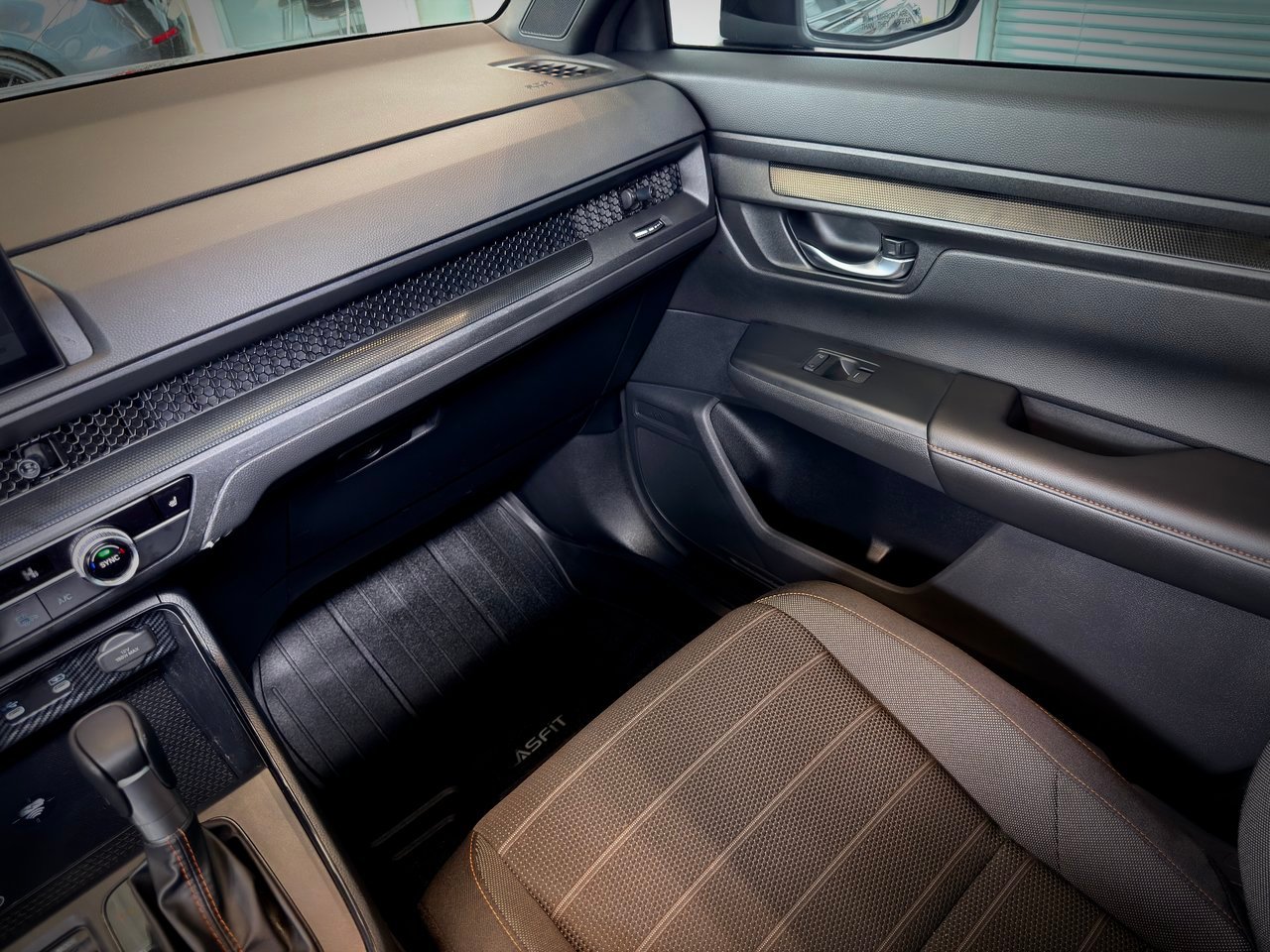 2026 Honda CR-V Hybrid Black Notre-Dame-des-Prairies - photo #21